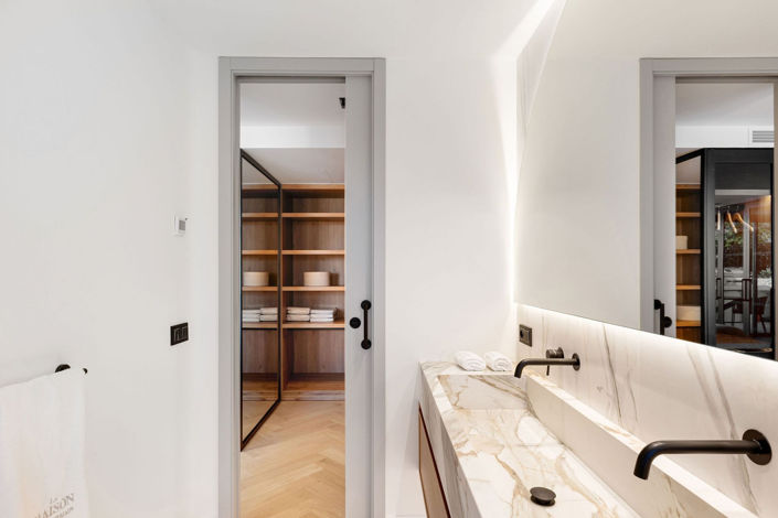 Image No.9-4 Bed Townhouse for sale