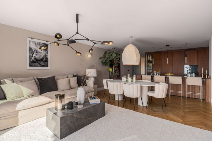 Image No.3-3 Bed Property for sale