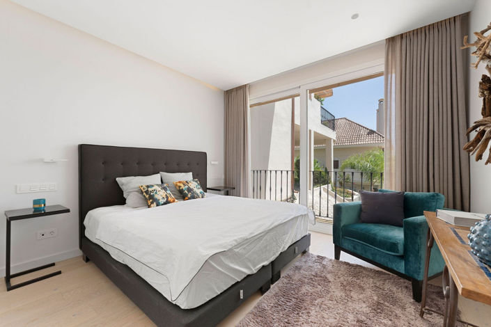 Image No.19-4 Bed Duplex for sale