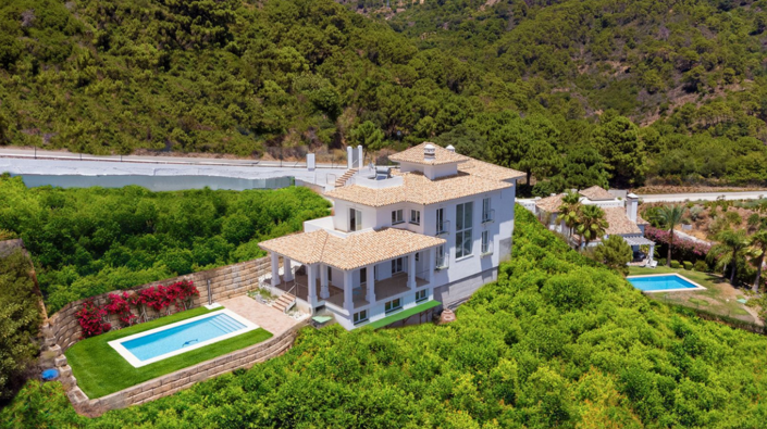 Image No.1-5 Bed Villa for sale