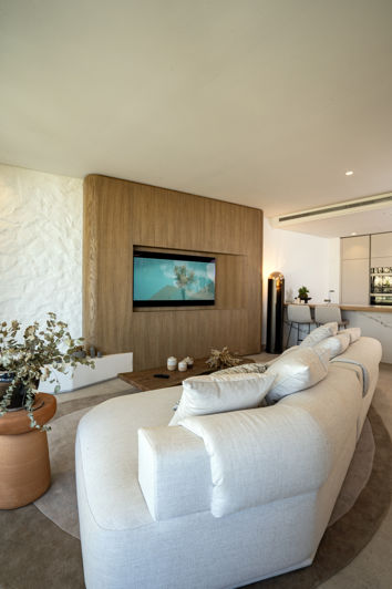 Image No.21-3 Bed Apartment for sale