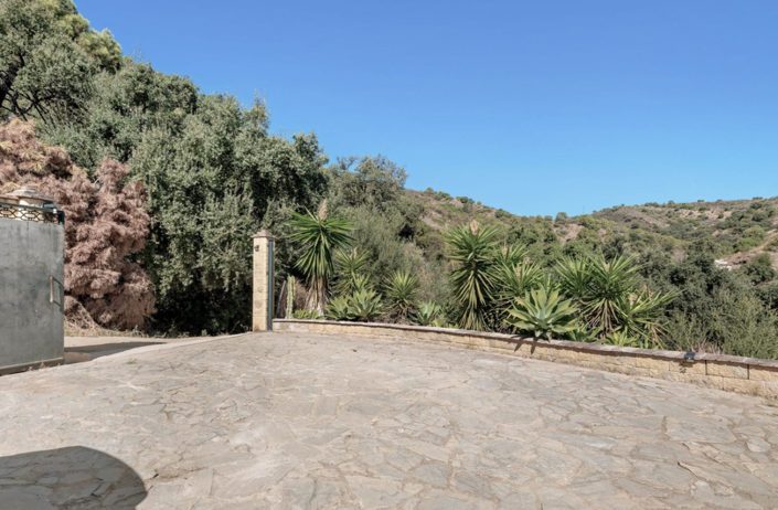 Image No.20-3 Bed Villa for sale