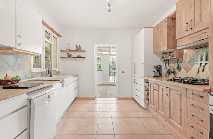 Image No.6-3 Bed Villa for sale