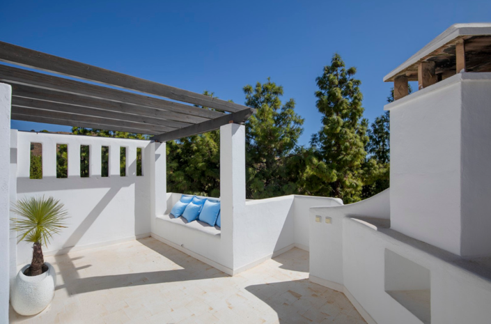 Image No.23-2 Bed Townhouse for sale