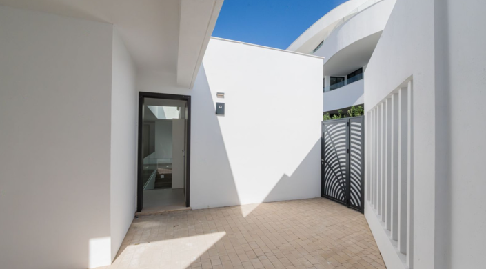 Image No.25-4 Bed Villa for sale