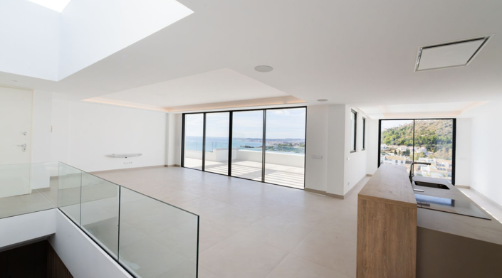 Image No.8-4 Bed Villa for sale