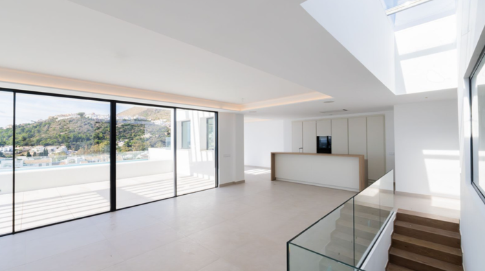 Image No.9-4 Bed Villa for sale