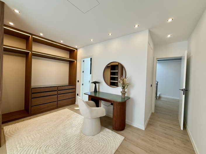 Image No.33-Villa de 4 chambres à vendre à Málaga City