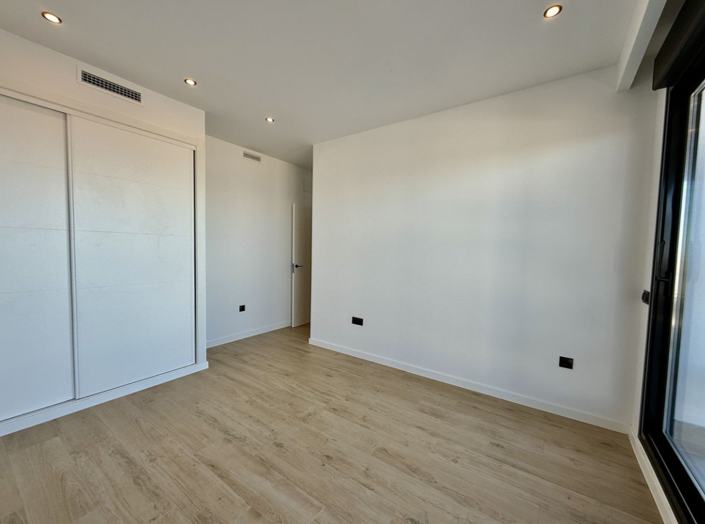 Image No.39-Villa de 4 chambres à vendre à Málaga City