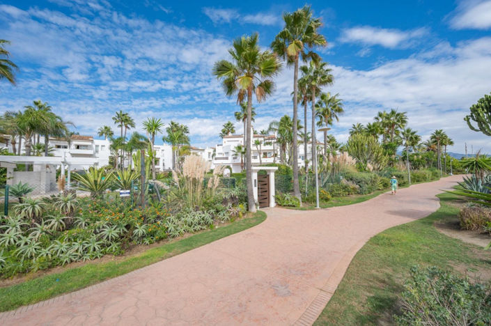 Image No.25-2 Bed Apartment for sale