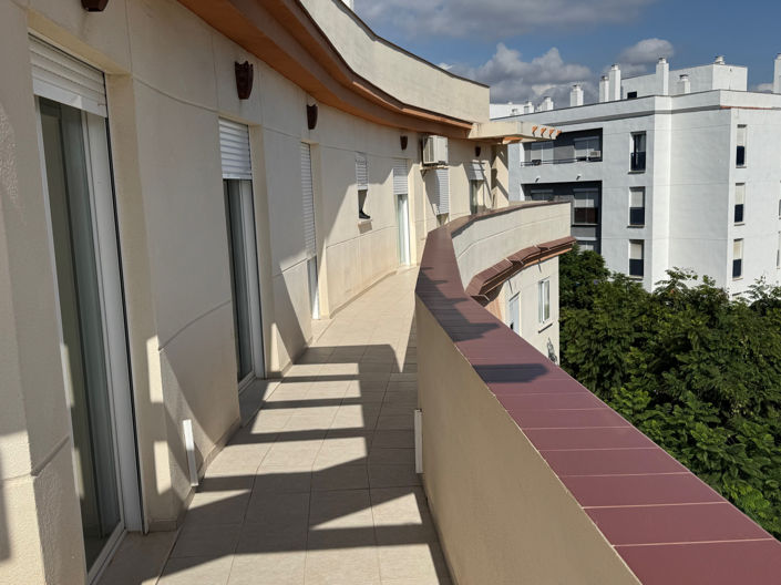 Image No.17-4 Bed Penthouse for sale