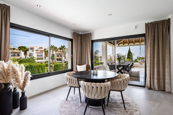 Image No.24-4 Bed Villa for sale