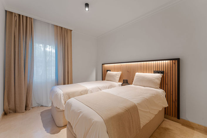 Image No.18-3 Bed Apartment for sale