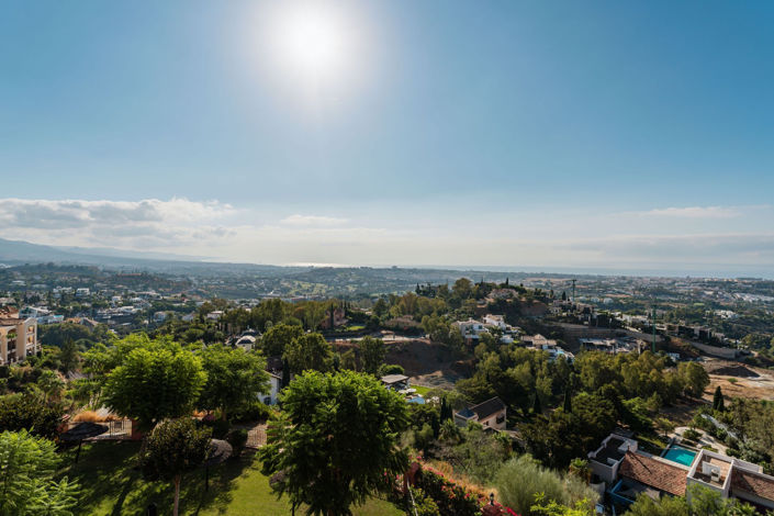 Image No.26-4 Bed Property for sale