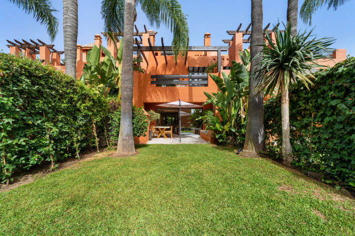 Image No.44-4 Bed Townhouse for sale