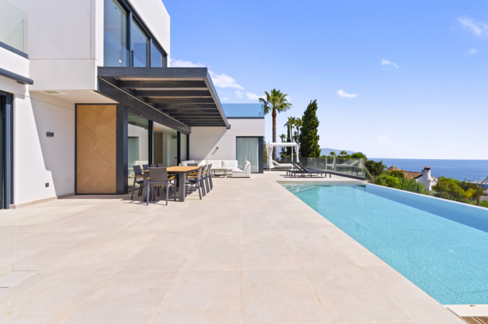 Image No.2-4 Bed Villa for sale