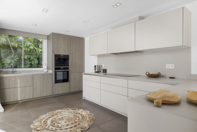 b98le8d7m9k3degpefzhs0lif8u4xzvzhwxtmggyekxx9