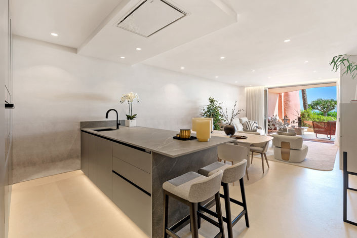 Image No.7-3 Bed Property for sale