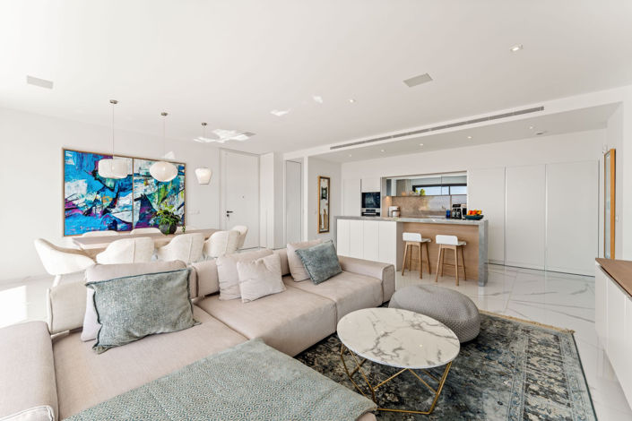 Image No.18-3 Bed Apartment for sale