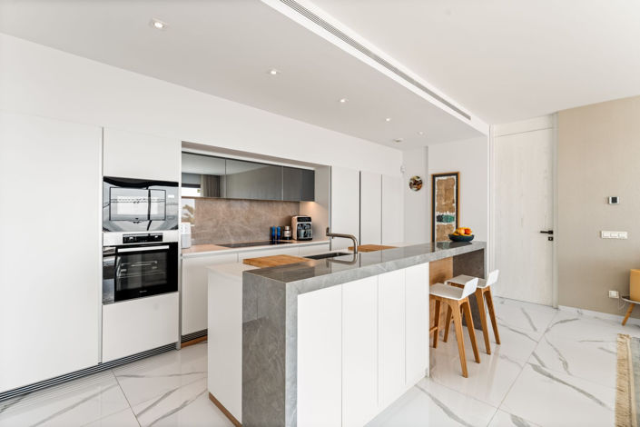 Image No.3-3 Bed Apartment for sale