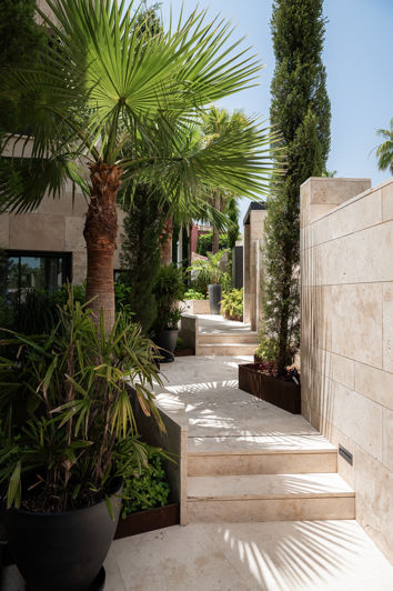 Image No.38-3 Bed Apartment for sale