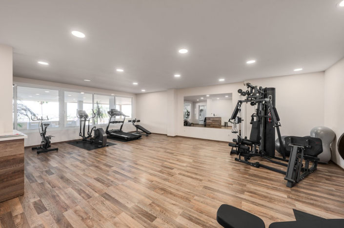 Image No.18-4 Bed Property for sale