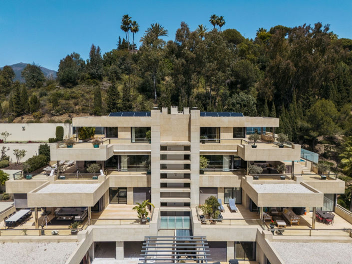 Image No.23-4 Bed Property for sale