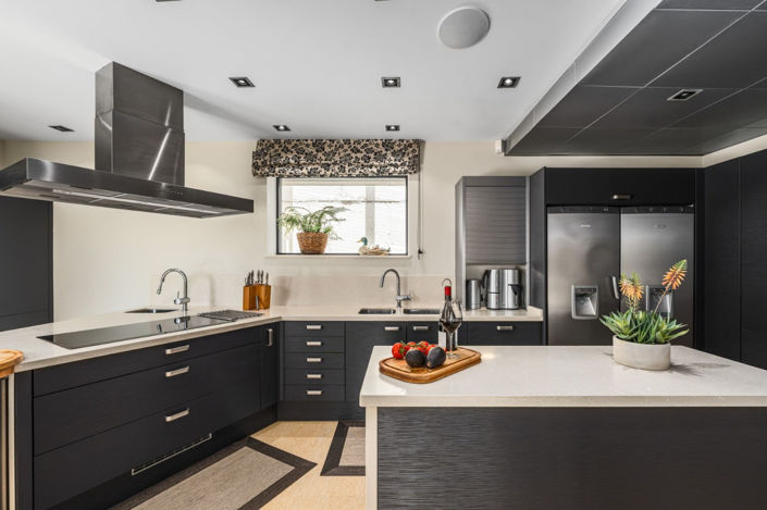 Image No.25-4 Bed Property for sale