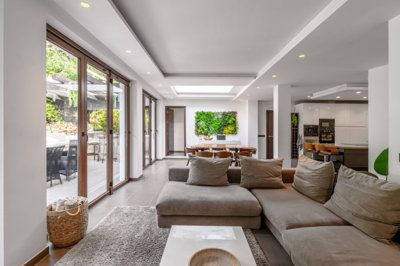 b98le8d7m9k3degpefzhs0lif8u4xzvzhwxtmggyekxx9