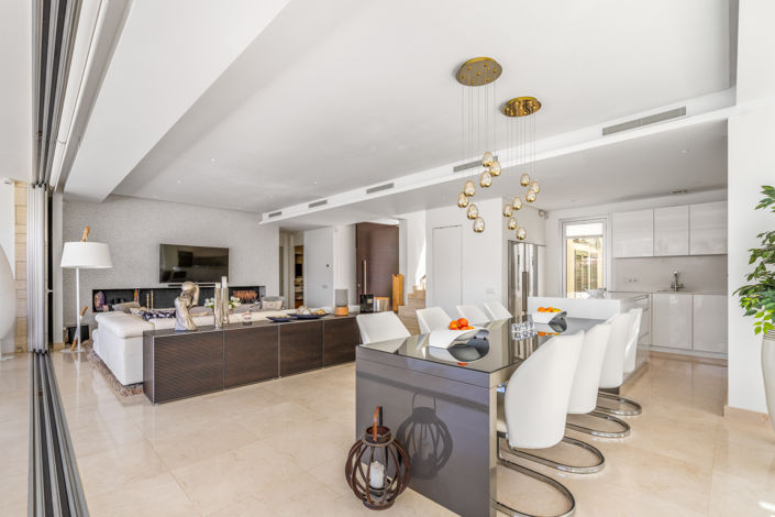 Image No.8-3 Bed Villa for sale