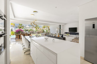 b98le8d7m9k3degpefzhs0lif8u4xzvzhwxtmggyekxx9