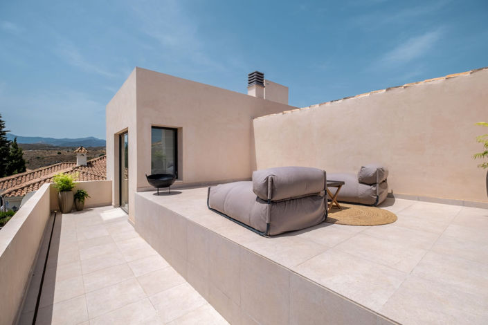 Image No.28-4 Bed Villa for sale