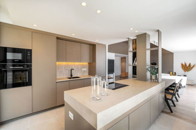 b98le8d7m9k3degpefzhs0lif8u4xzvzhwxtmggyekxx9