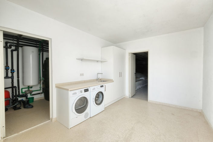 Image No.12-4 Bed Villa for sale