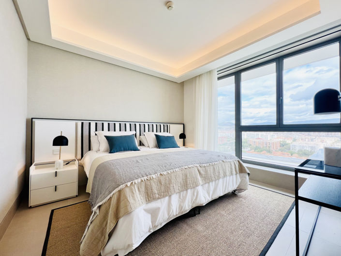 Image No.13-4 Bed Apartment for sale