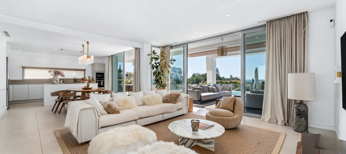 Image No.4-4 Bed Villa for sale