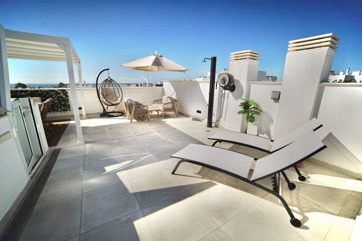 Image No.11-3 Bed Townhouse for sale