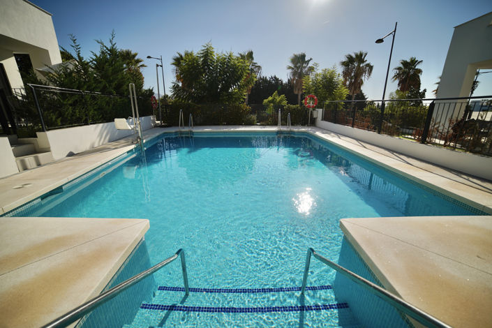 Image No.20-3 Bed Townhouse for sale