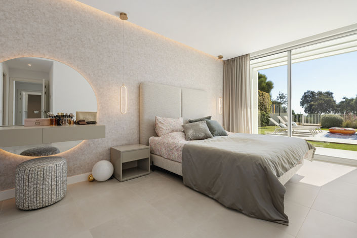 Image No.10-5 Bed Villa for sale