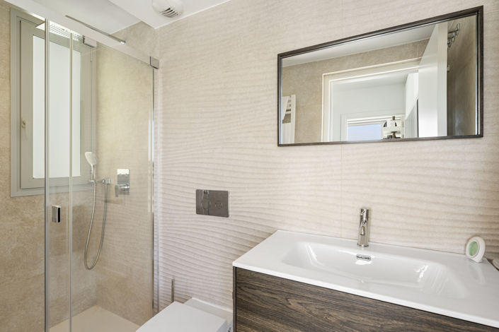 Image No.8-5 Bed Villa for sale