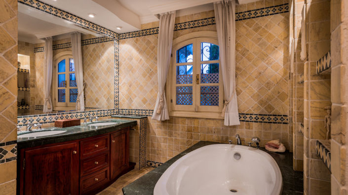 Image No.11-6 Bed Villa for sale