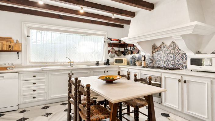 Image No.14-6 Bed Villa for sale