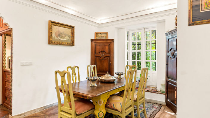 Image No.18-6 Bed Villa for sale