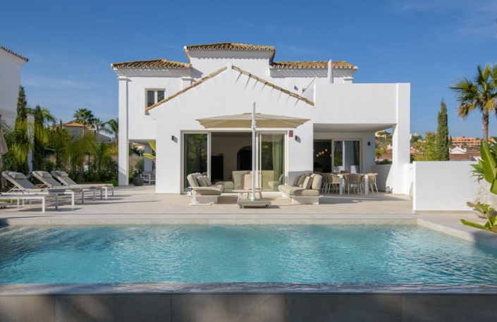 Image No.9-4 Bed Villa for sale