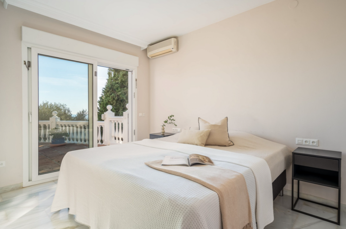 Image No.28-5 Bed Villa for sale