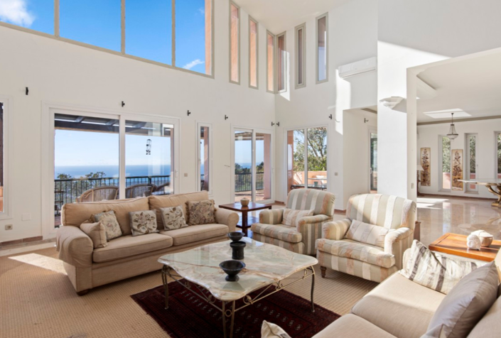 Image No.2-5 Bed Villa for sale