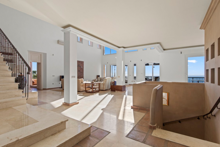 Image No.25-5 Bed Villa for sale