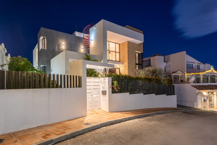 Image No.33-3 Bed Villa for sale