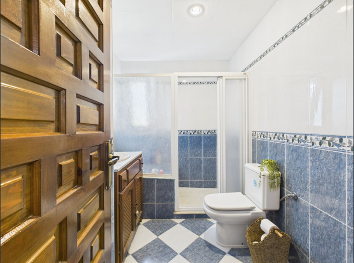 Image No.16-Villa de 4 chambres à vendre à Estepona