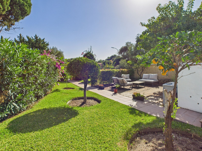 Image No.3-Villa de 4 chambres à vendre à Estepona